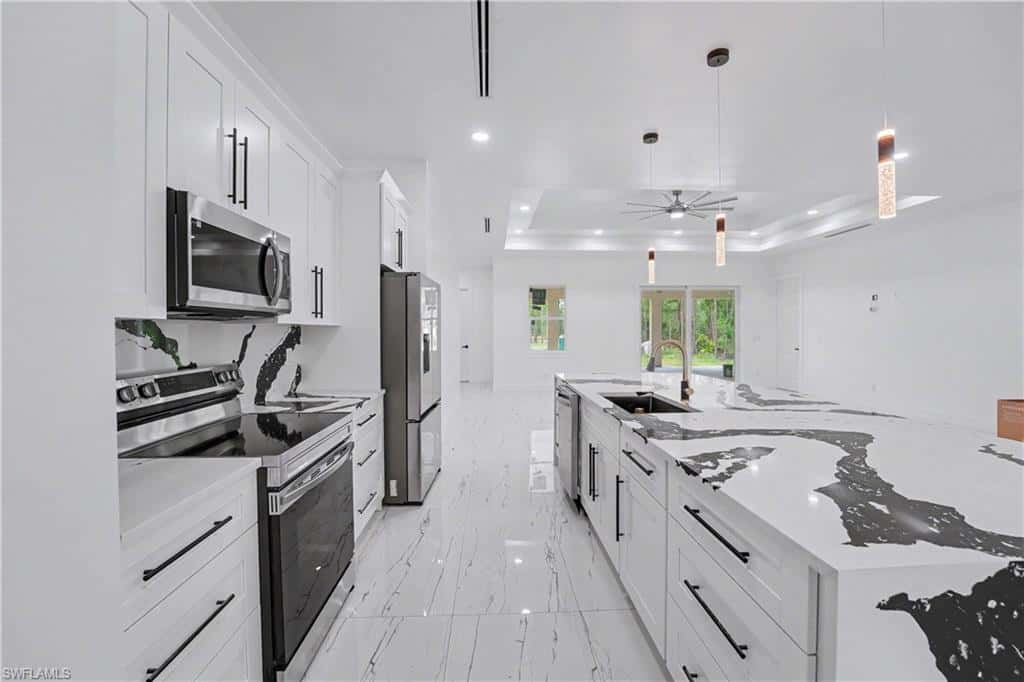 1113 Leroy Ave, Lehigh Acres, photo 8