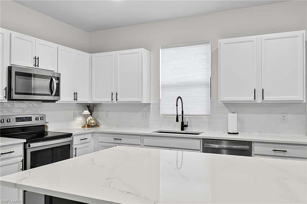 9214 Bexley Dr, Fort Myers, photo 9