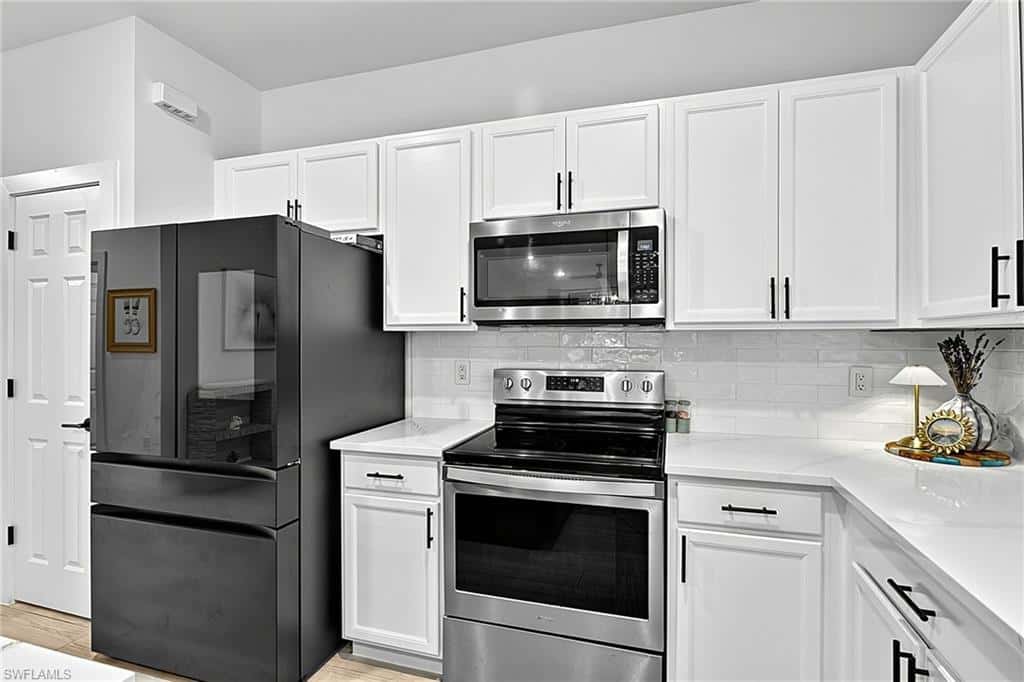 9214 Bexley Dr, Fort Myers, photo 10