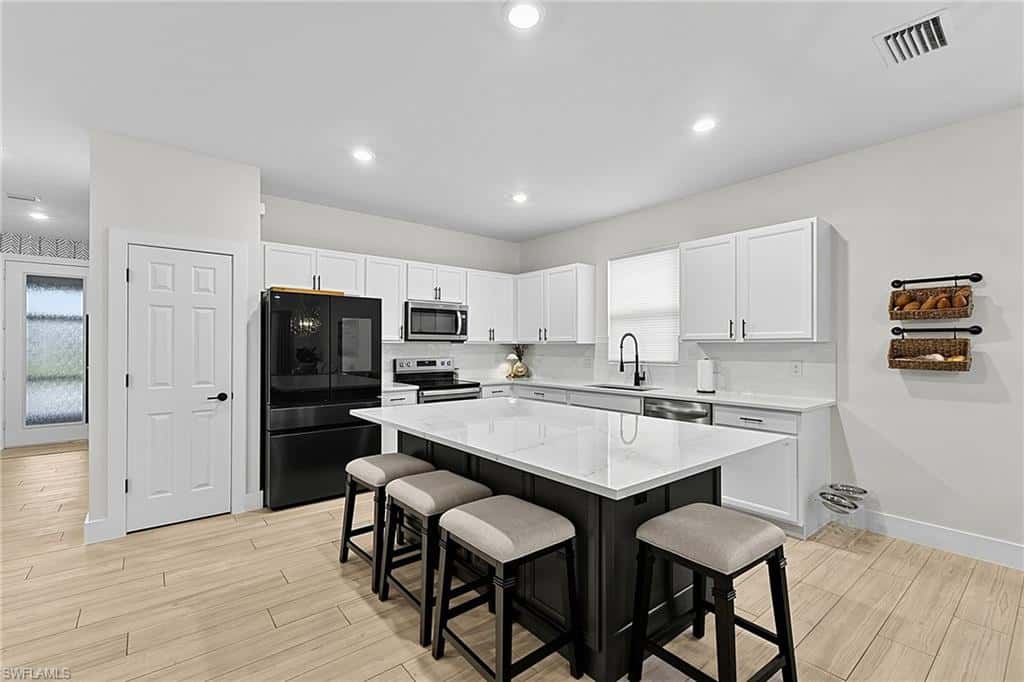 9214 Bexley Dr, Fort Myers, photo 8