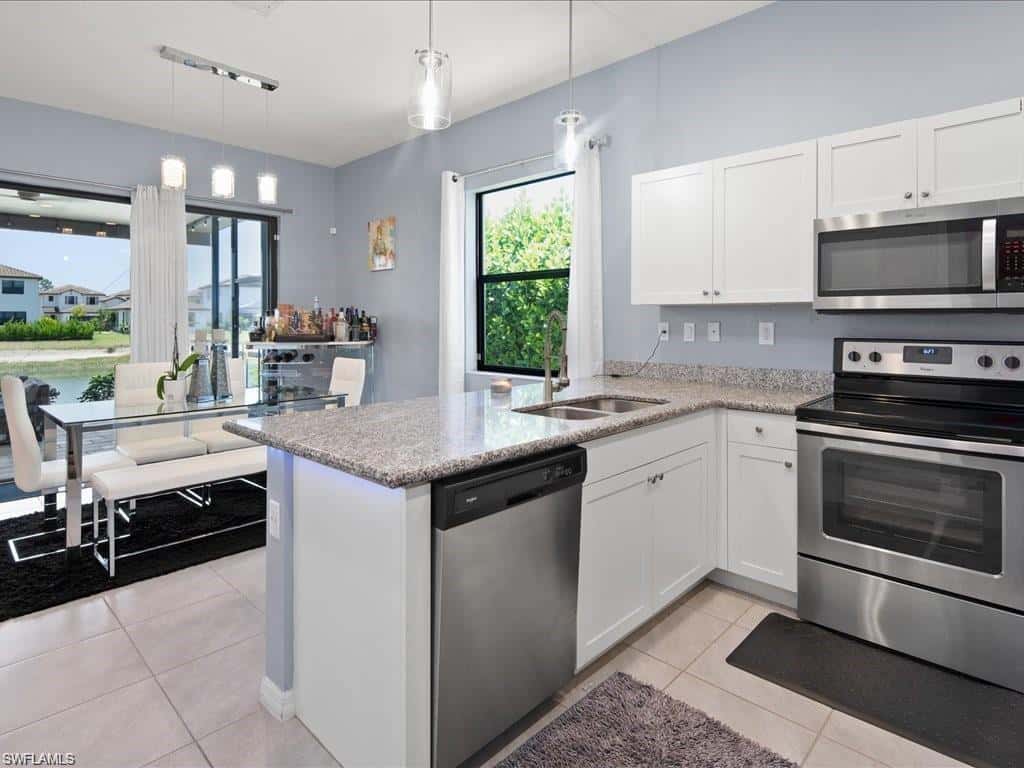 8812 Madrid Cir, Naples, photo 8