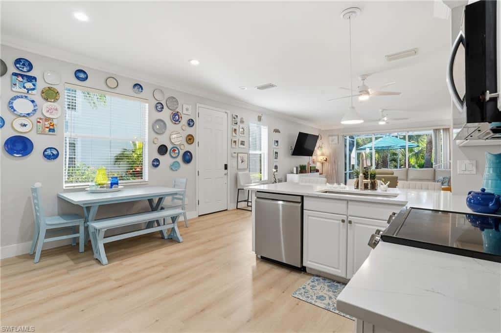 15671 Marcello Cir #124, Naples, photo 14