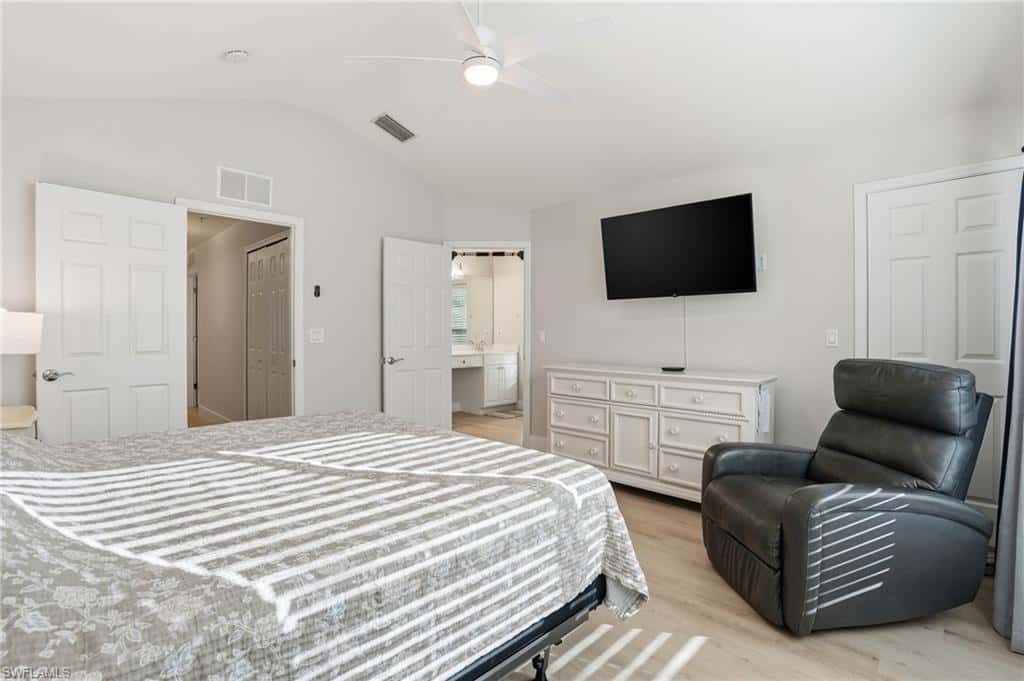 15671 Marcello Cir #124, Naples, photo 18