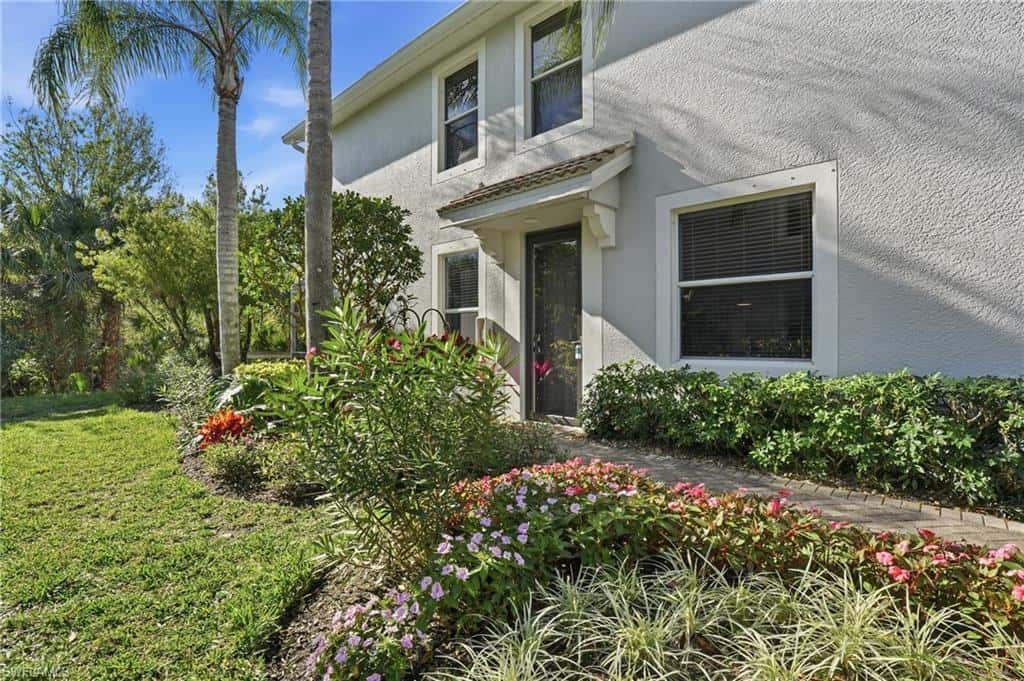 15671 Marcello Cir #124, Naples, photo 4