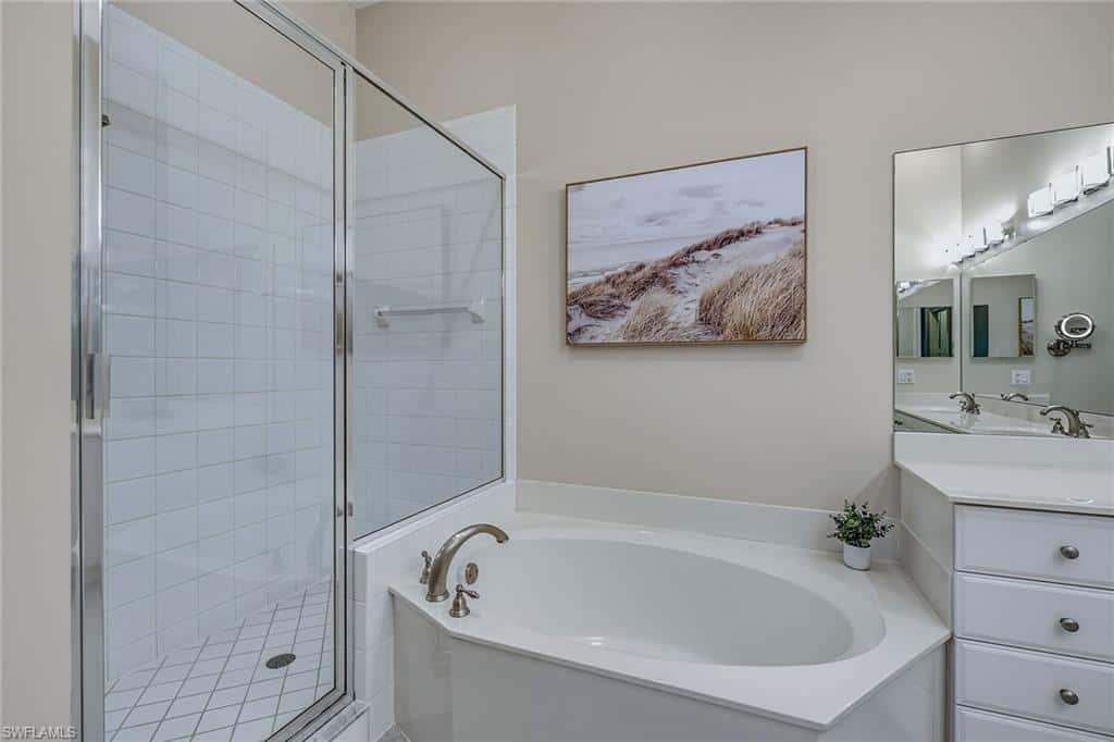 3053 Aviamar Cir #203, Naples, photo 17