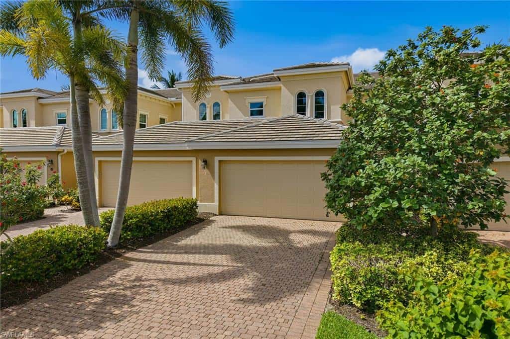 3053 Aviamar Cir #203, Naples, photo 32