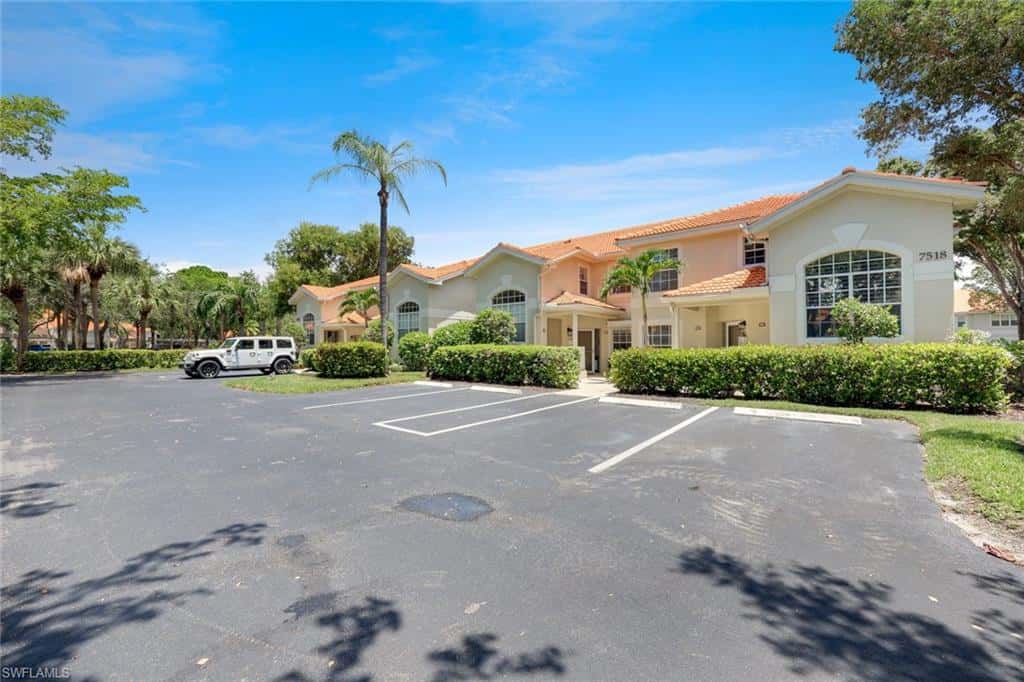 7518 Silver Trumpet Ln #201, Naples, photo 29