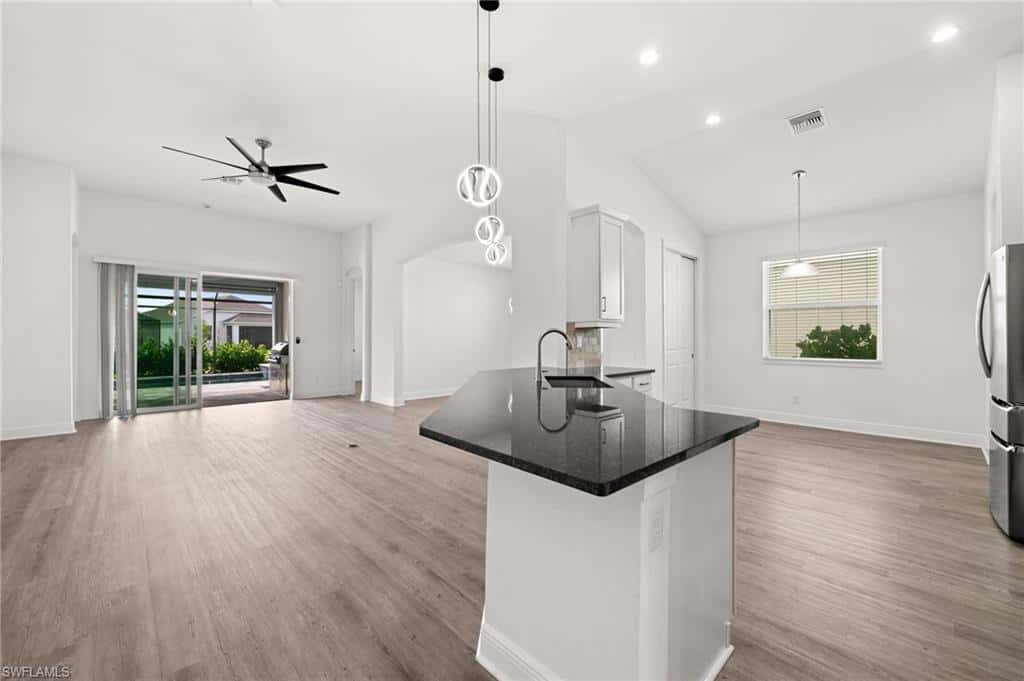 15880 Elina Sky Dr, Punta Gorda, photo 4