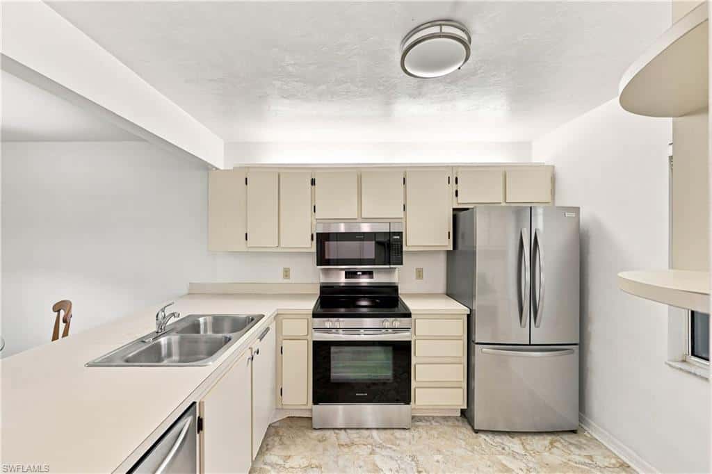 2612 Kings Lake Blvd #2-103, Naples, photo 8
