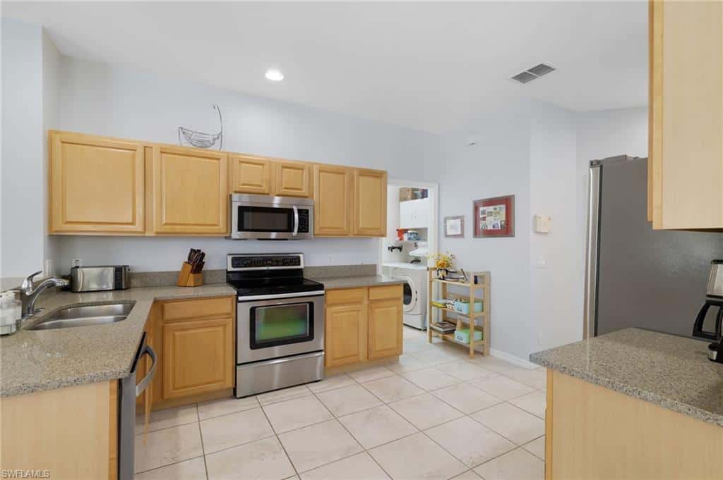17341 Stepping Stone Dr, Fort Myers, photo 10
