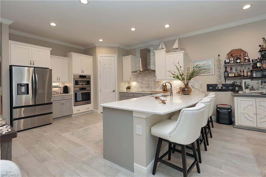 1169 Town And River Dr, Fort Myers, photo 12