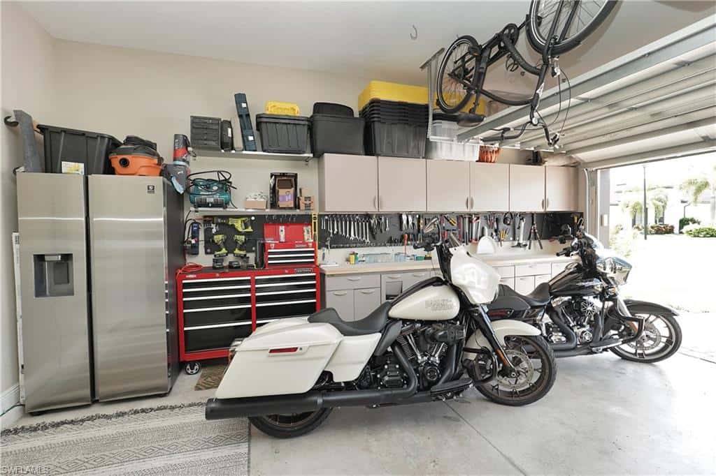 1169 Town And River Dr, Fort Myers, photo 38