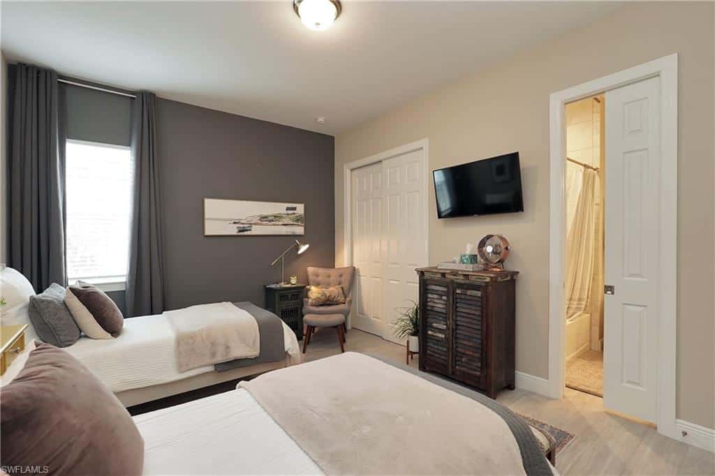 1169 Town And River Dr, Fort Myers, photo 31