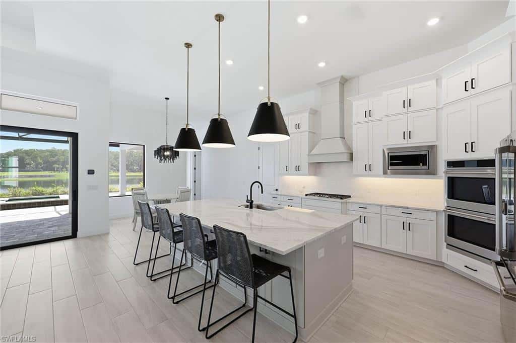 15428 Turin Dr, Naples, photo 6