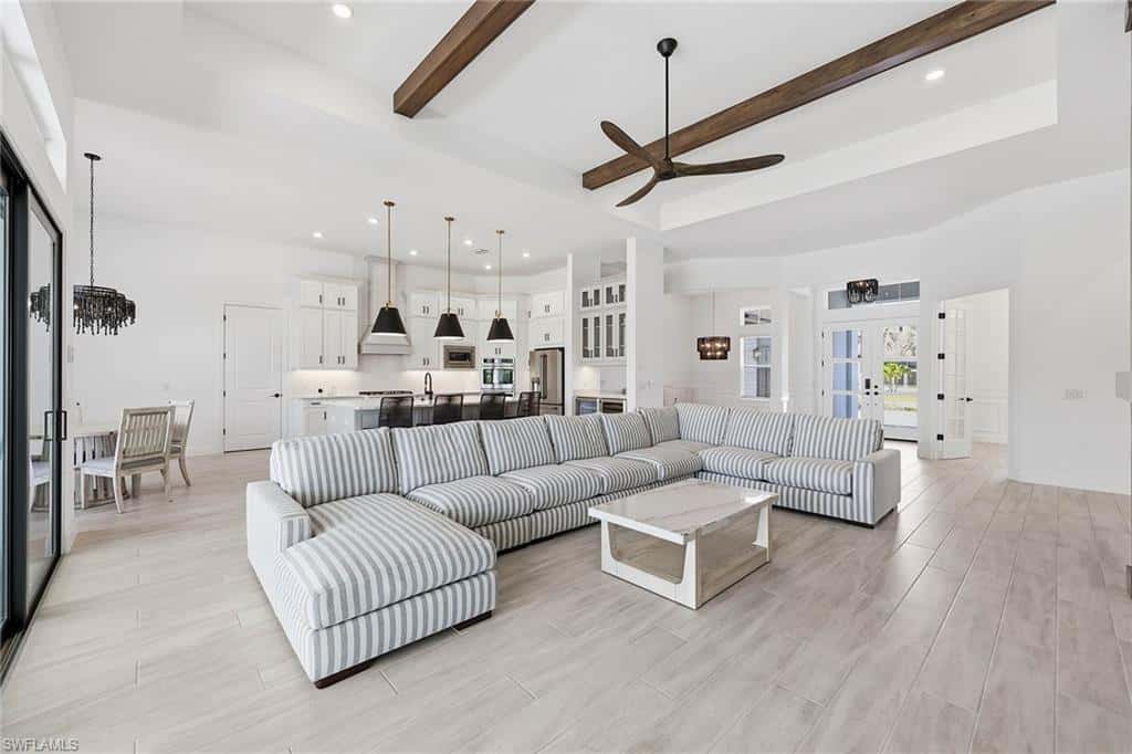 15428 Turin Dr, Naples, photo 5