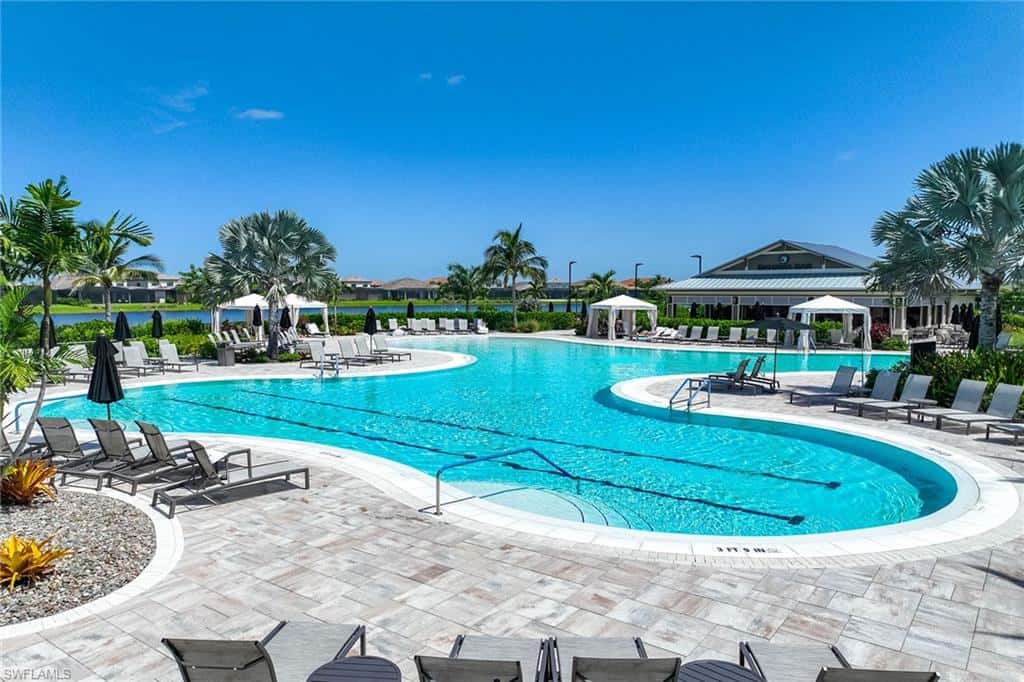 15428 Turin Dr, Naples, photo 48