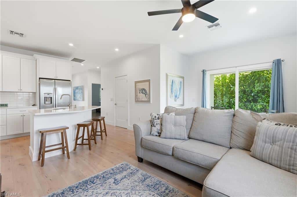 27841 Wisconsin St, Bonita Springs, photo 6
