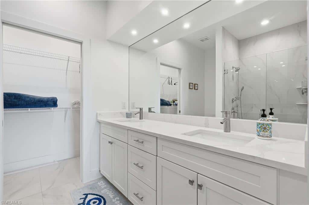 27841 Wisconsin St, Bonita Springs, photo 12