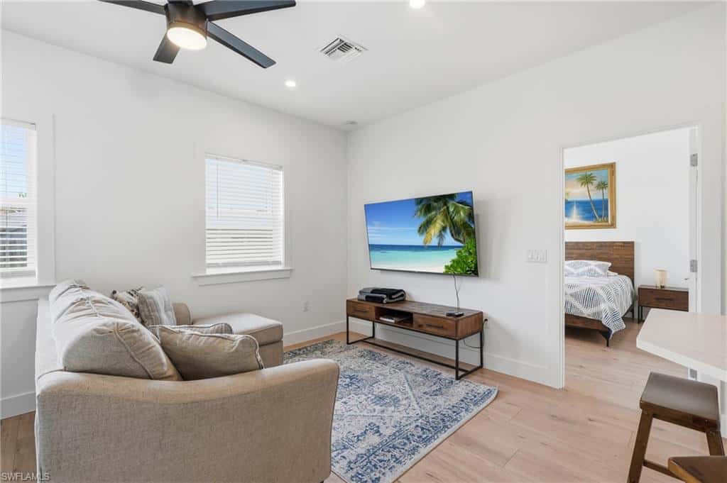 27841 Wisconsin St, Bonita Springs, photo 4