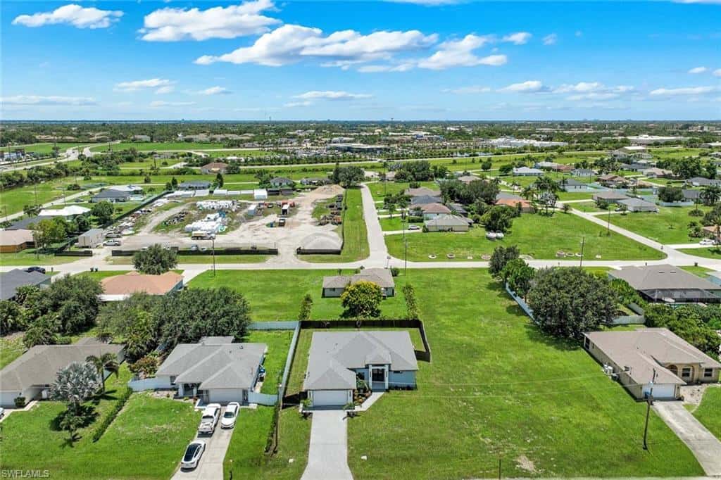 2214 15th Ter, Cape Coral, photo 46