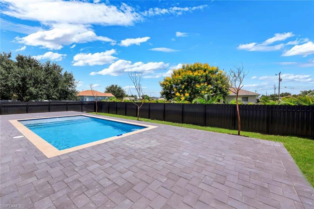 2214 15th Ter, Cape Coral, photo 32