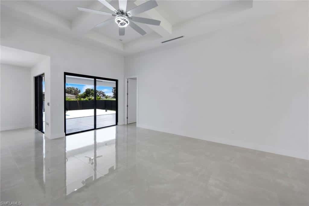 2214 15th Ter, Cape Coral, photo 5