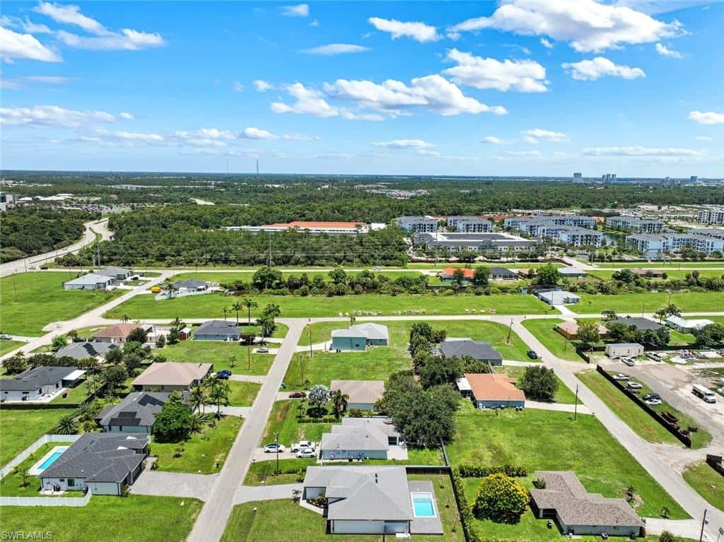 2214 15th Ter, Cape Coral, photo 44