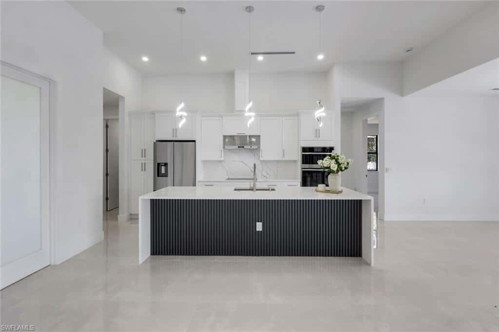 2214 15th Ter, Cape Coral, photo 8