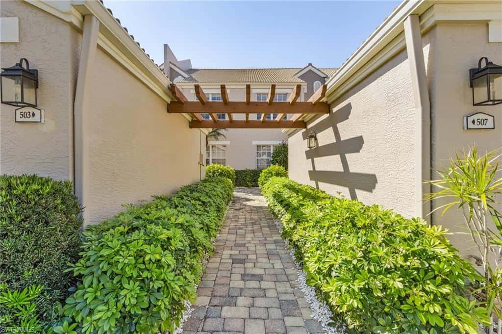 5693 Heron Ln #503, Naples, photo 5