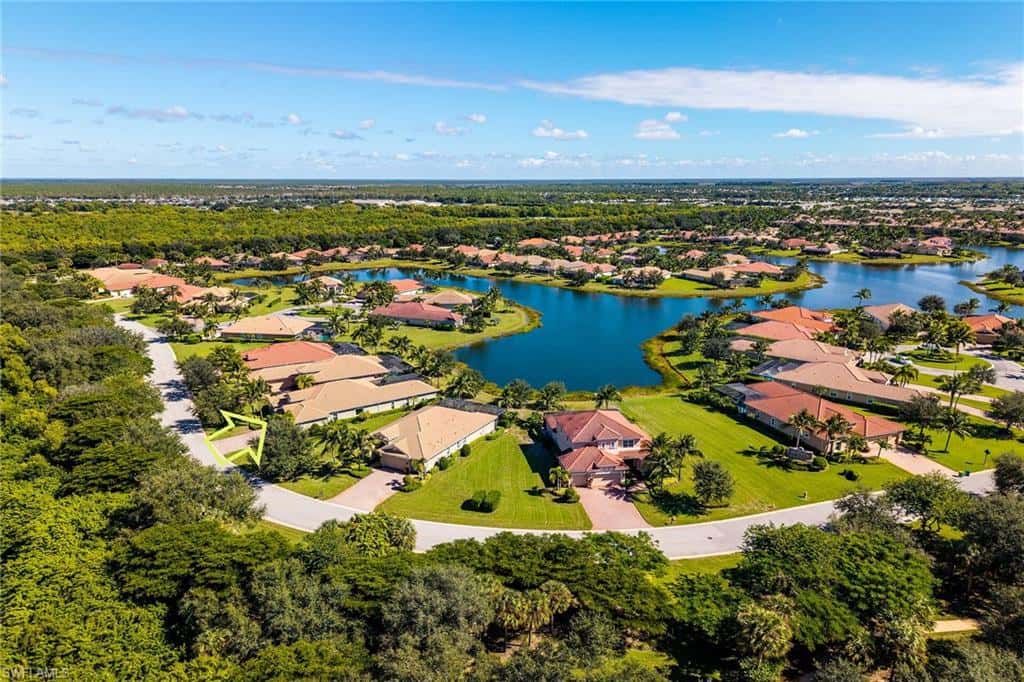 9369 Campanile Cir, Naples, photo 38