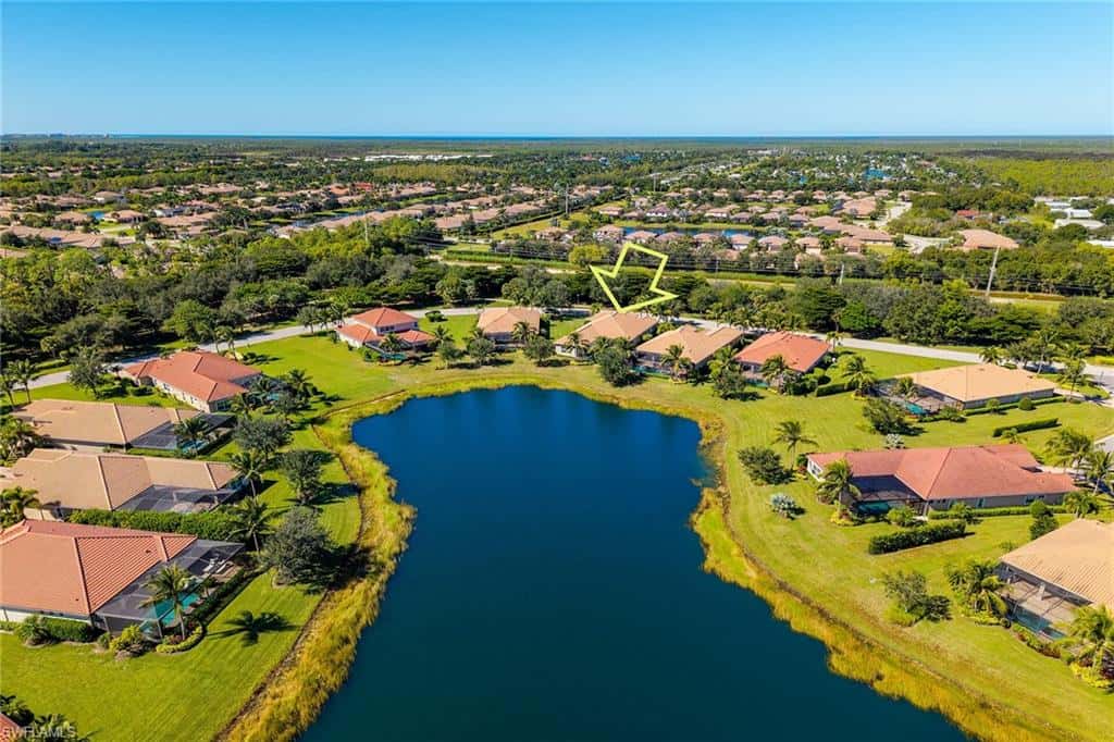9369 Campanile Cir, Naples, photo 39