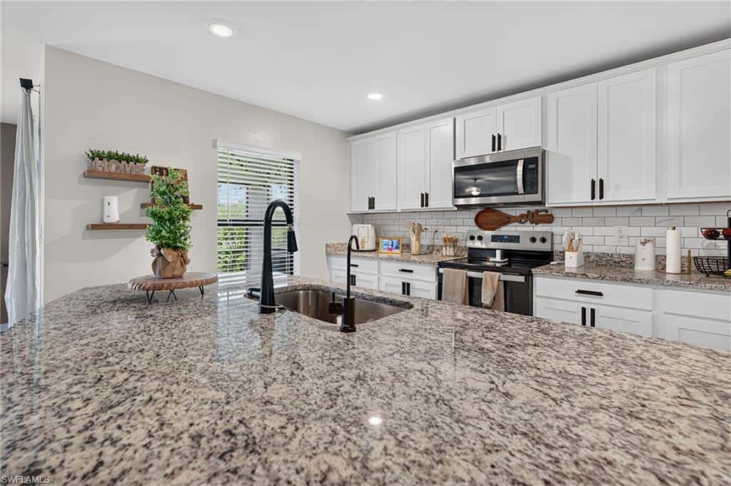 849 Sea Urchin Cir, Fort Myers, photo 10