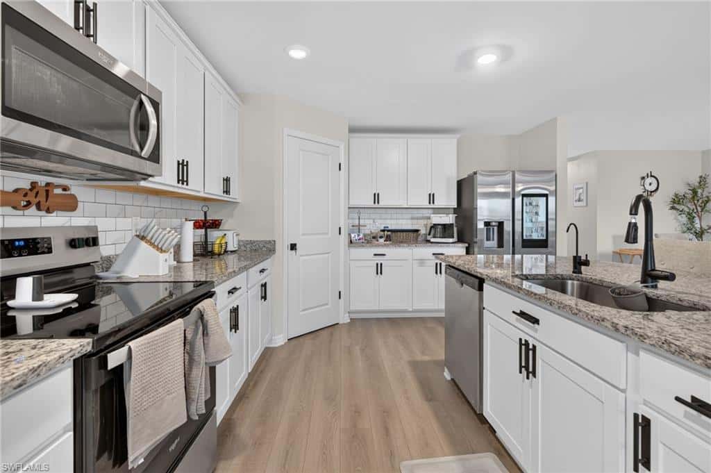 849 Sea Urchin Cir, Fort Myers, photo 11