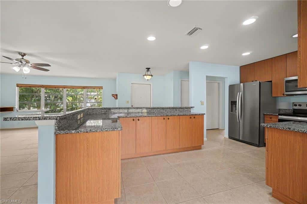 5791 Porpoise Rd, Bokeelia, photo 11