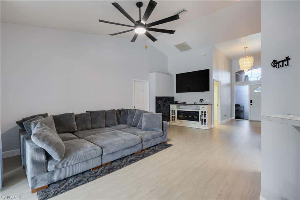 17791 Castle Harbor Dr, Fort Myers, photo 5
