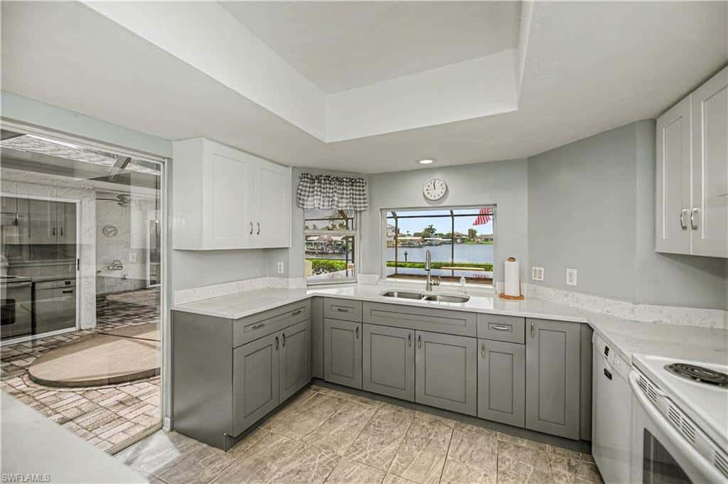 412 Cape Coral Pkwy, Cape Coral, photo 10