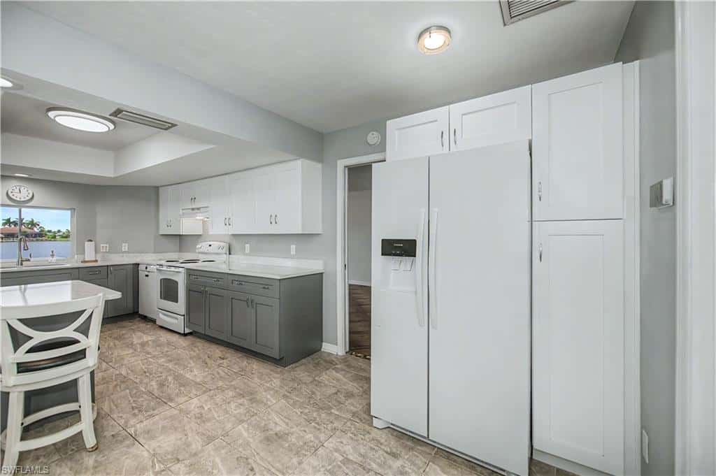 412 Cape Coral Pkwy, Cape Coral, photo 11