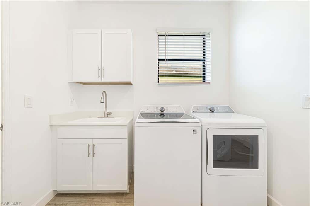20933 Napa Loop, Estero, photo 37