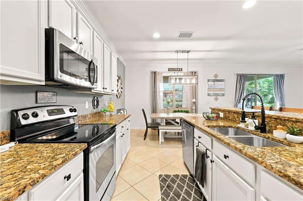 14658 Fern Lake Ct, Naples, photo 7