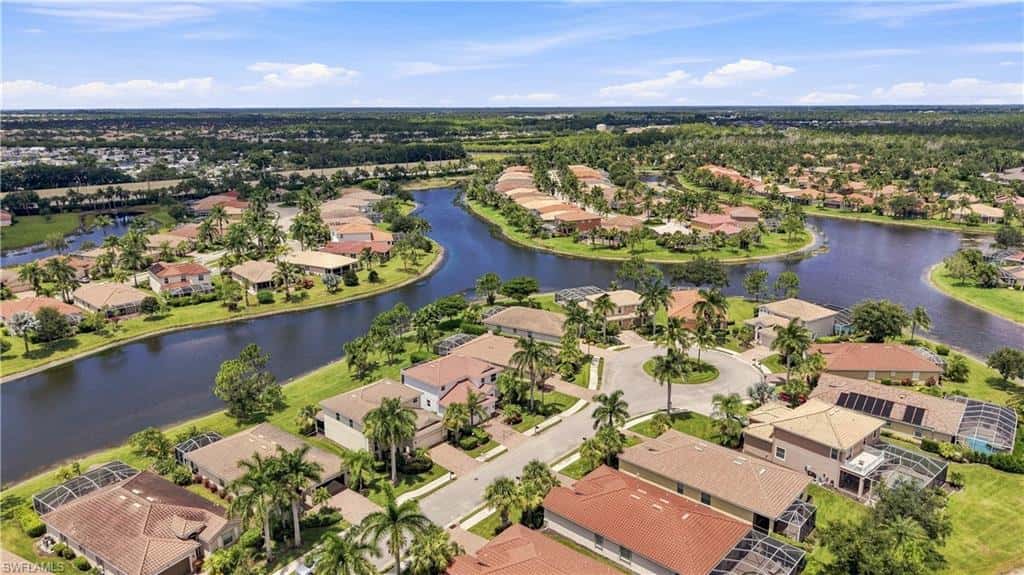 14658 Fern Lake Ct, Naples, photo 45