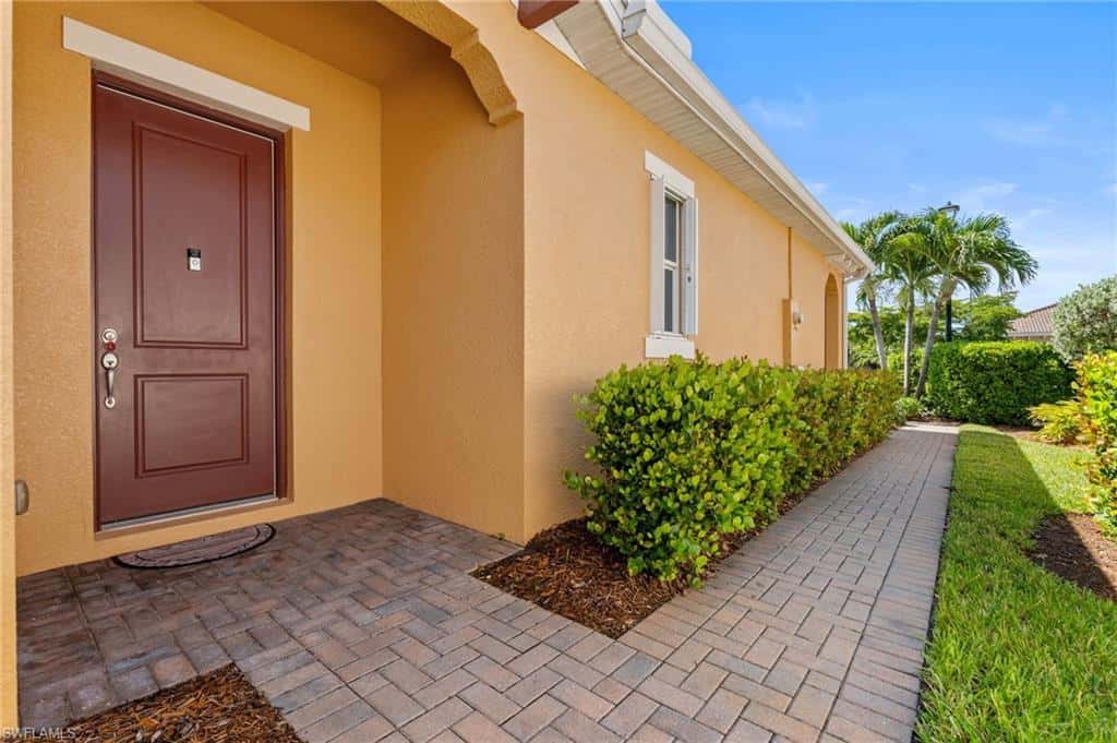 10396 Materita Dr, Fort Myers, photo 5