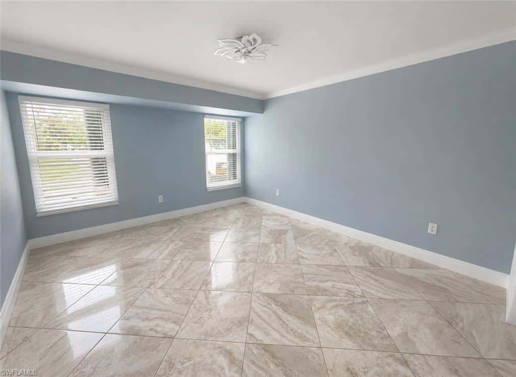 565 6th St, Naples, photo 6