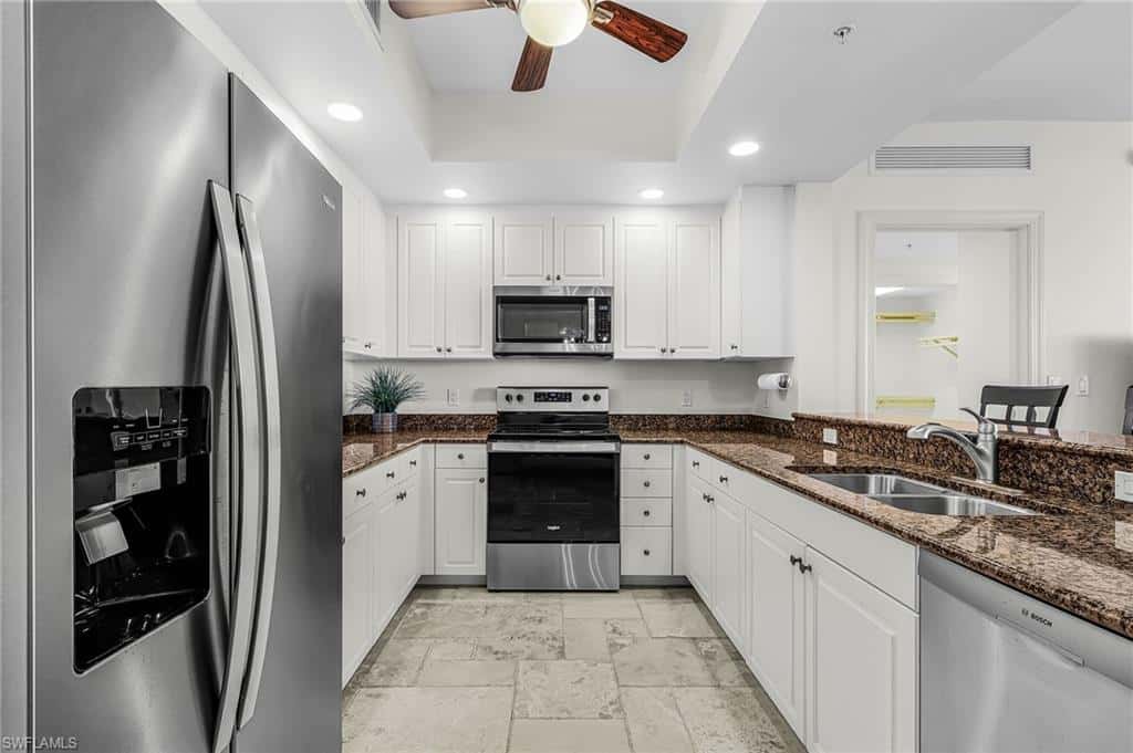 2090 First St #1009, Fort Myers, photo 9
