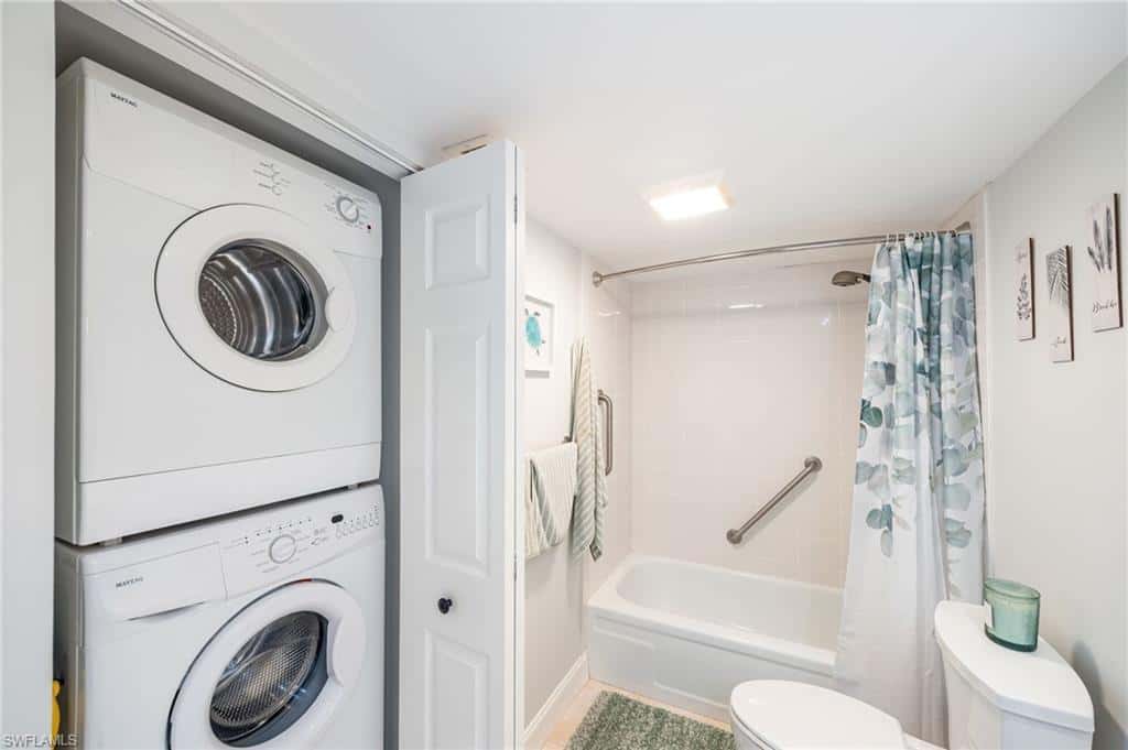 413 Augusta Blvd #105, Naples, photo 22