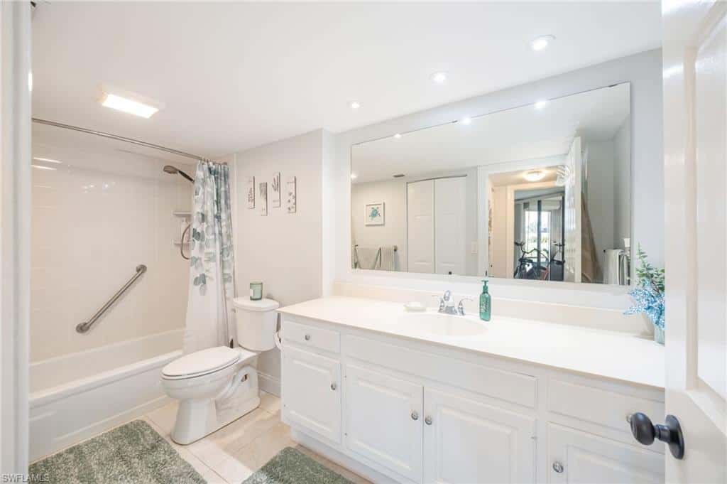 413 Augusta Blvd #105, Naples, photo 21