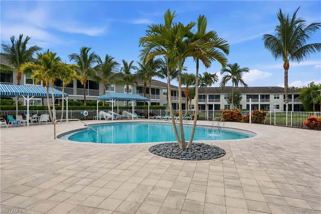 6966 Avalon Cir #908, Naples, photo 42