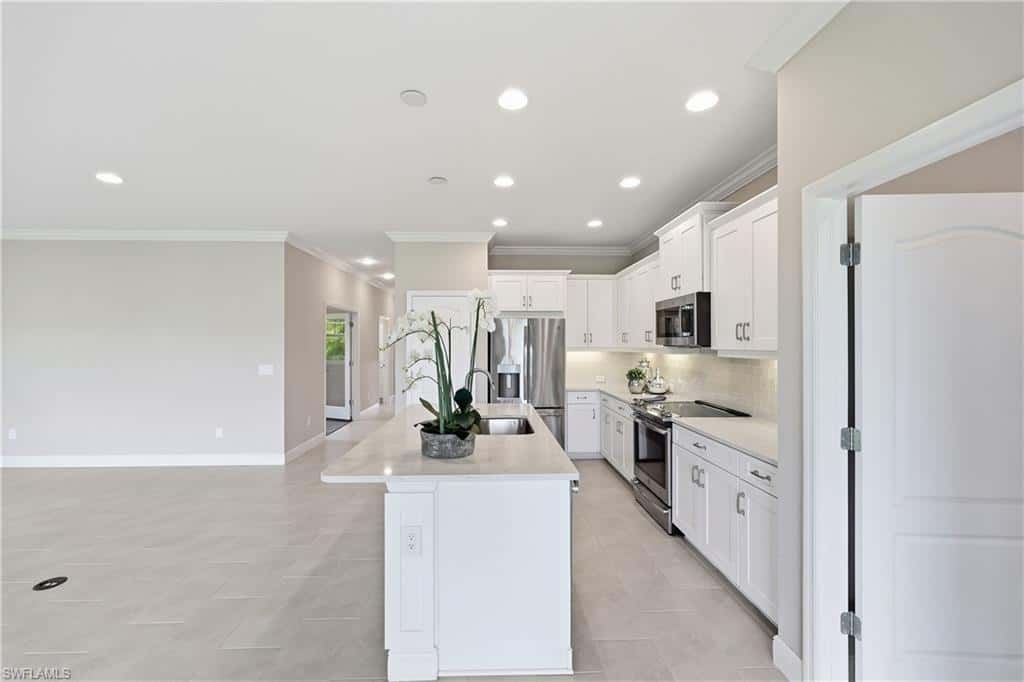 6966 Avalon Cir #908, Naples, photo 28