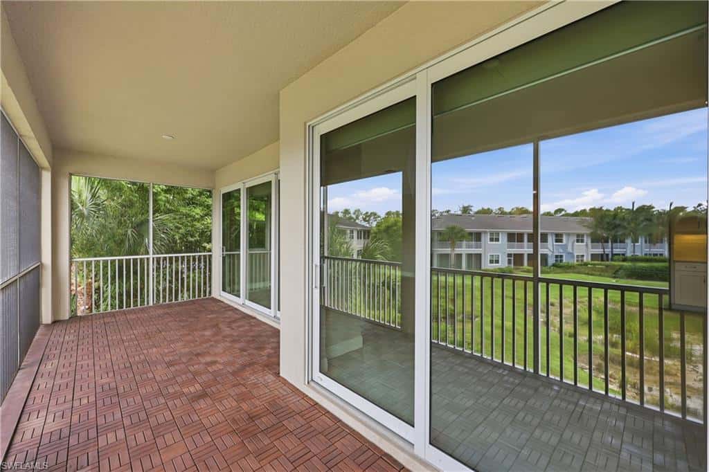 6966 Avalon Cir #908, Naples, photo 37
