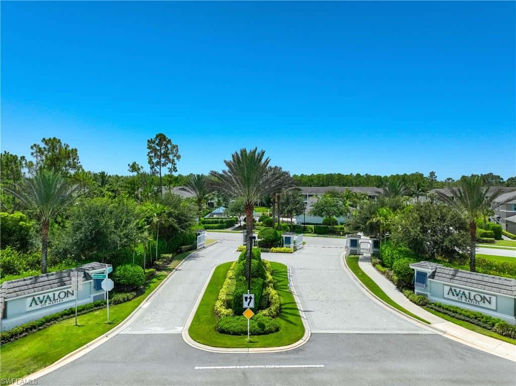 6966 Avalon Cir #908, Naples, photo 48