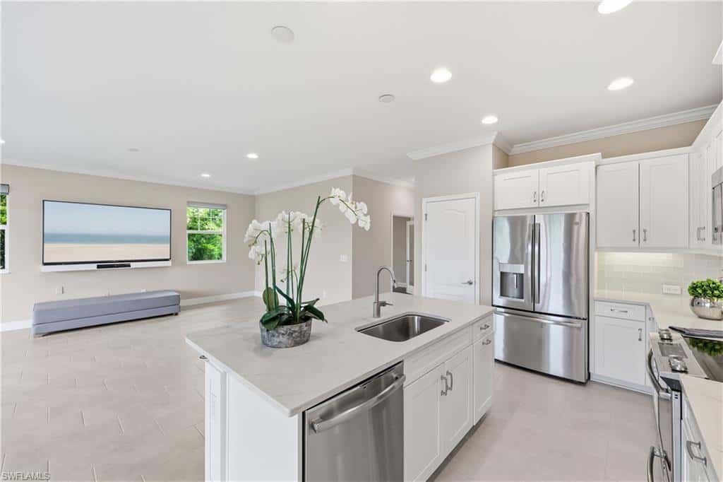 6966 Avalon Cir #908, Naples, photo 29